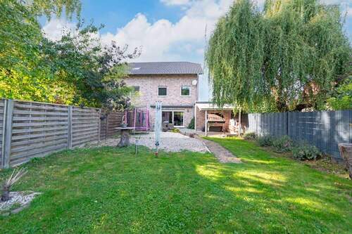 Immobilien-Übach-Palenberg-Haus-Kaufen-CQ983-14 - PHI AACHEN - Familienfreundliche Wohnidylle mit 4 Schlafzimmern und Garten in Übach-Palenberg!