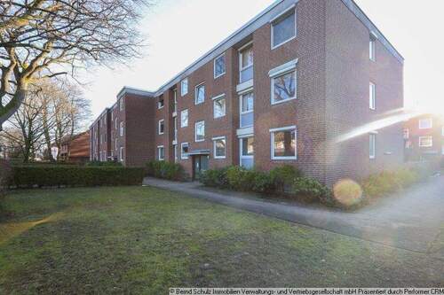 1 Eingangsbereich - Gepflegte Edgeschosswohnung nahe des Krupunder Sees