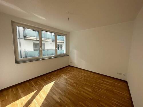 Schlafzimmer (2) - 3 Zimmer Etagenwohnung zur Miete in Rheinfelden