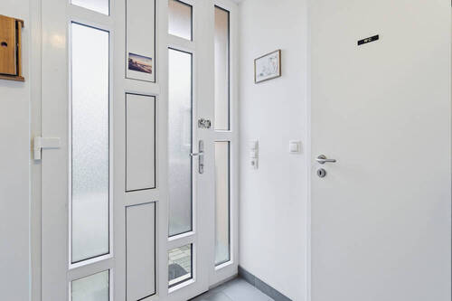 Flur - 5 Zimmer Reihenmittelhaus in Bremen