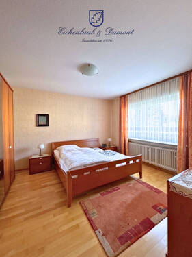 Schlafzimmer EG - 