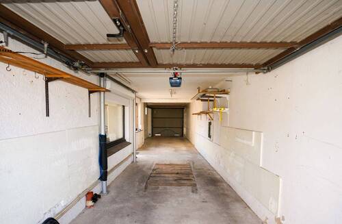 Garage - 