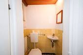 EG WC - 