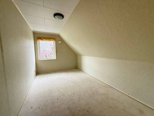 Zimmer 1 - 