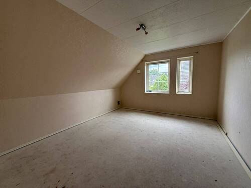 Zimmer 2 - 