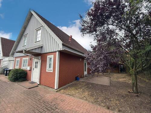 Titelbild - Einfamilienhaus, das bereit ist, Ihr Zuhause zu werden! (NJ-6507)