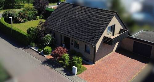  Solides Einfamilienhaus mit großem Potenzial in attraktiver Wohnlage von Gronau
