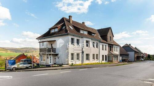 Außenansicht 3 - EFH mit ELW und schönem Grundstück - vielseitig nutzbar & sofort verfügbar