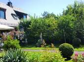 Garten vor dem Haus - 664 qm Grundstück mit DHH als Altbestand in ruhiger Lage