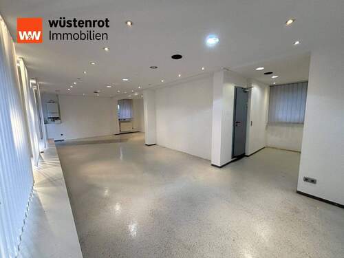 Gewerbeeinheit, Nebenraum (Küche_Lager) und WC - Büro in Hersbruck