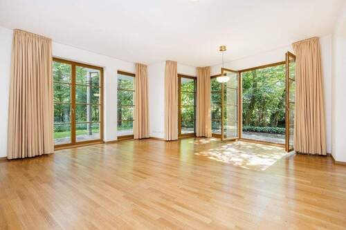 Wohnzimmer - 3 Zimmer Etagenwohnung zum Kaufen in Berlin