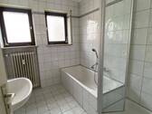 erstes Badezimmer - 