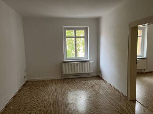 Wohnzimmer - 3 Zimmer Etagenwohnung in Halle (Saale)