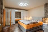 Masterschlafzimmer im OG Wohnhaus - 