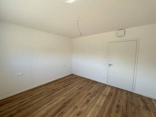 Kinder- oder Arbeitszimmer - 