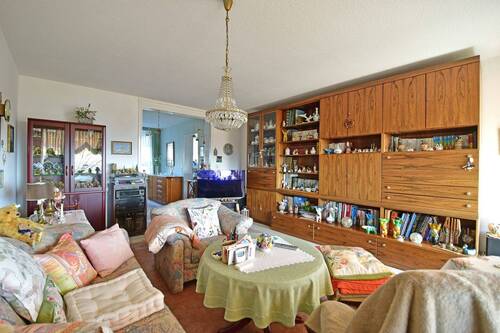 26-5557 - Wohnzimmer (2) - 
