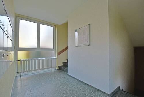 26-5557 Treppenhaus - Etagenwohnung mit 82,40 m&sup2; in Kassel zum Kaufen