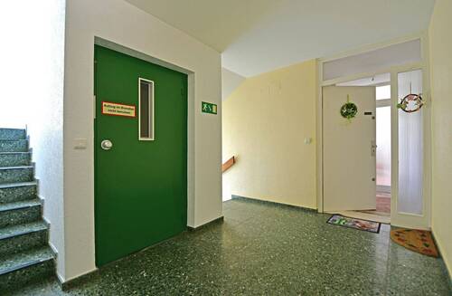 26-5557 - Wohnungseingang - 