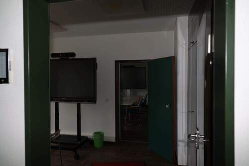 Durchgang_Warteb_durch4_in_5.JPG - 