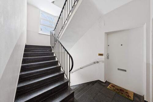 Gepflegtes Treppenhaus - 