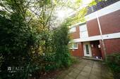 Zuwegung - 5 Zimmer Reihenendhaus zum Kaufen in Hamburg