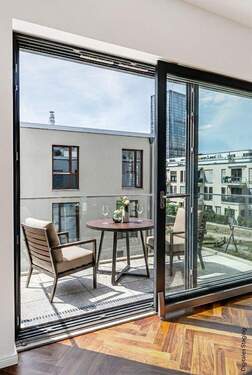 Balkon - Etagenwohnung mit 93,00 m&sup2; in Berlin zum Kaufen