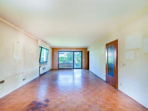 Wohnzimmer - 4 Zimmer Doppelhaushälfte zum Kaufen in Ettlingen / Spessart