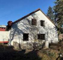 Zweite Chance am Europakanal - Renovierungsbedürftiges Einfamilienhaus mit viel Platz in Dambach - Fürth