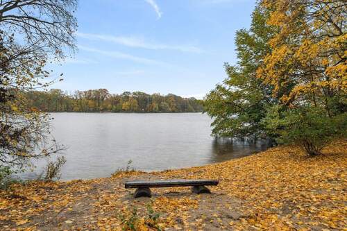 nur 100 Schritte zur Badestelle - 3 Zimmer Etagenwohnung zum Kaufen in Berlin