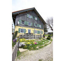 Traumhaft schöne Bauernhof-Hälfte mit herrlicher Fernsicht! - Hergatz - Maria Thann Maria-Thann