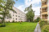 Gebäudeansicht - Provisionsfreie 2-Zimmer-Wohnung nahe der FU Dahlem