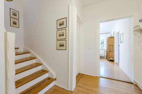 EG Eingansbereich - 5 Zimmer Einfamilienhaus zur Miete in Maikammer