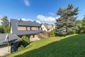 Wohnhaus, Ostansicht - 6 Zimmer Einfamilienhaus zum Kaufen in Zschorlau