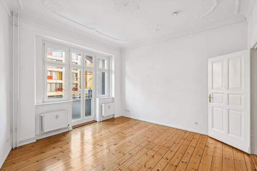 Zimmer III - 3 Zimmer Etagenwohnung zum Kaufen in Berlin