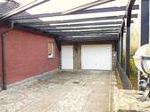03 Vorderseite, Garage.JPG - 5 Zimmer Einfamilienhaus in Windeck