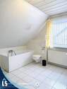 Badezimmer im Obergeschoss - 