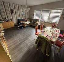 Zentrale 2-ZKB Wohnung mit Balkon in Loxstedt!