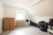 Schlafzimmer 2 (1) - 