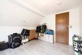 Schlafzimmer 2 (2) - 