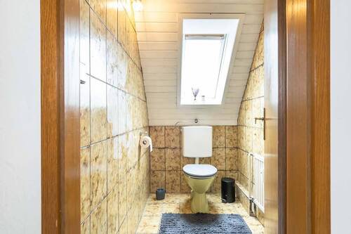 WC - 