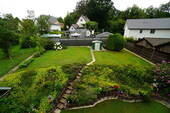 Ausblick in den Garten - 1 Zimmer Einfamilienhaus in Detmold