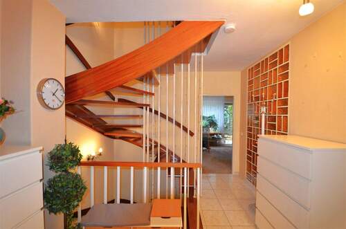 Flur EG - 3 Zimmer Doppelhaushälfte in Berlin