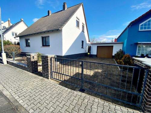 Hausansicht - Einfamilienhaus mit 105,00 m&sup2; in Seligenstadt zum Kaufen