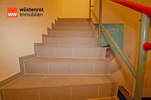 Treppenhaus zur Wohnung - 
