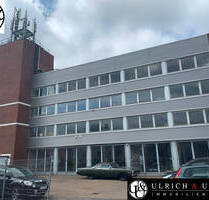 Vielseitige Lager- oder Parkfläche für PKW - Lastenaufzug vorhanden! - Hamburg / Wilhelmsburg