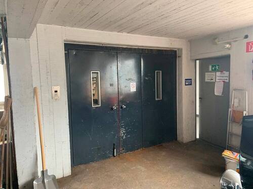 Lastenaufzug für alle Etagen - Halle in Hamburg / Wilhelmsburg