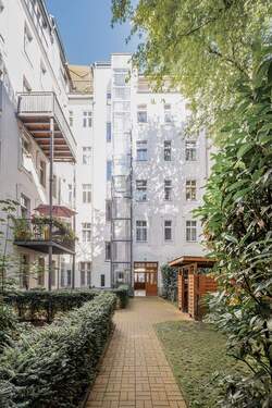 Gepflegter Innenhof - 