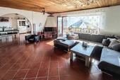Wohnzimmer - 7 Zimmer Einfamilienhaus zum Kaufen in Velden