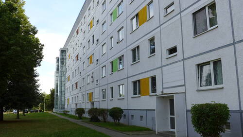 Eingangsbereich hinten - 2 Zimmer Etagenwohnung zur Miete in Borna