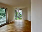 Das großzügige Wohnzimmer - 